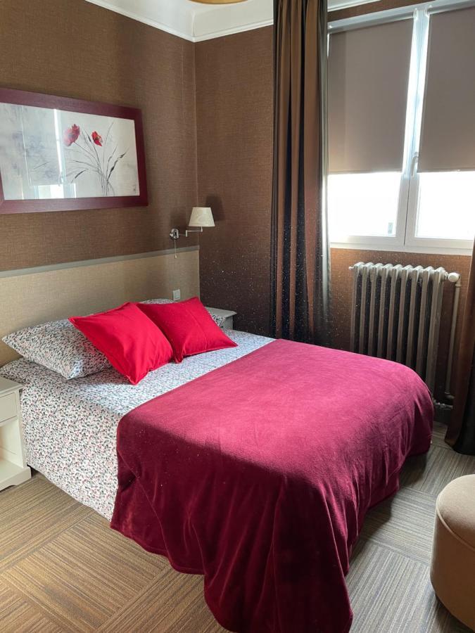 Les 3 Rois By Yy Hotel Villers-Bocage  Kültér fotó