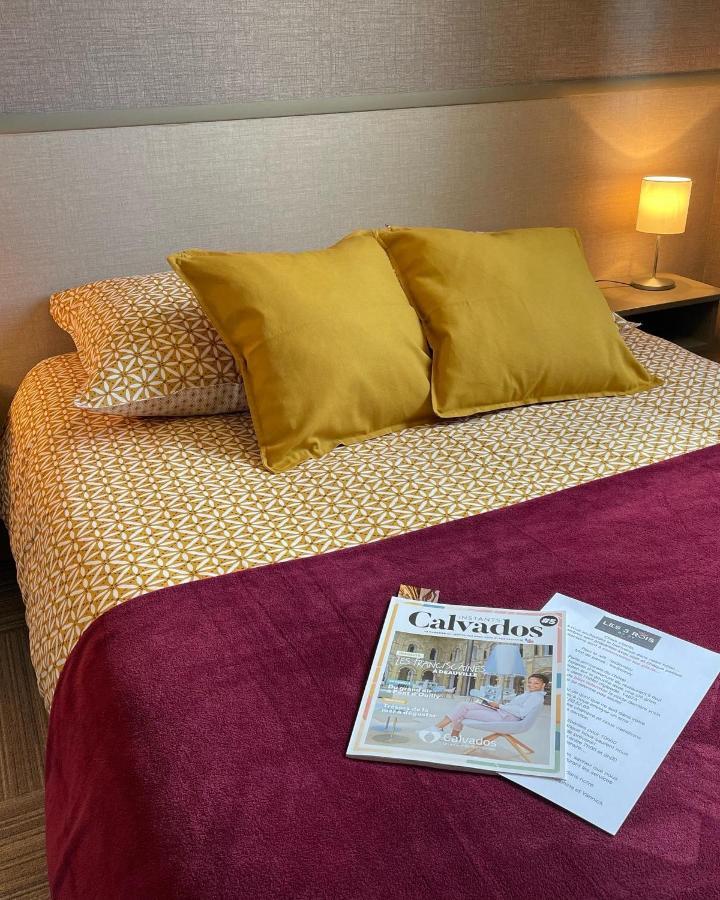 Les 3 Rois By Yy Hotel Villers-Bocage  Kültér fotó