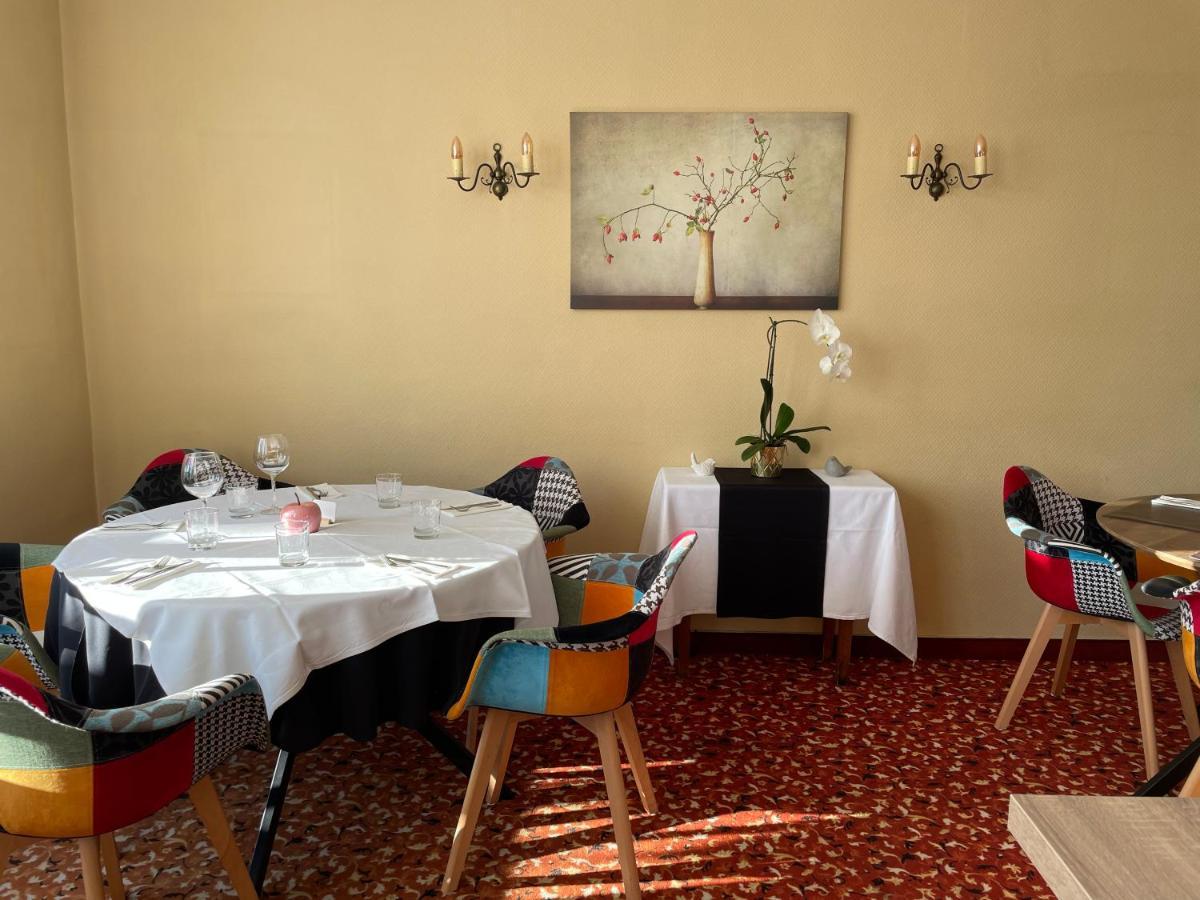 Les 3 Rois By Yy Hotel Villers-Bocage  Kültér fotó