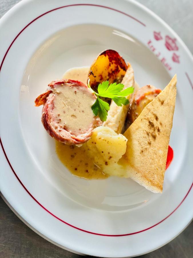 Les 3 Rois By Yy Hotel Villers-Bocage  Kültér fotó
